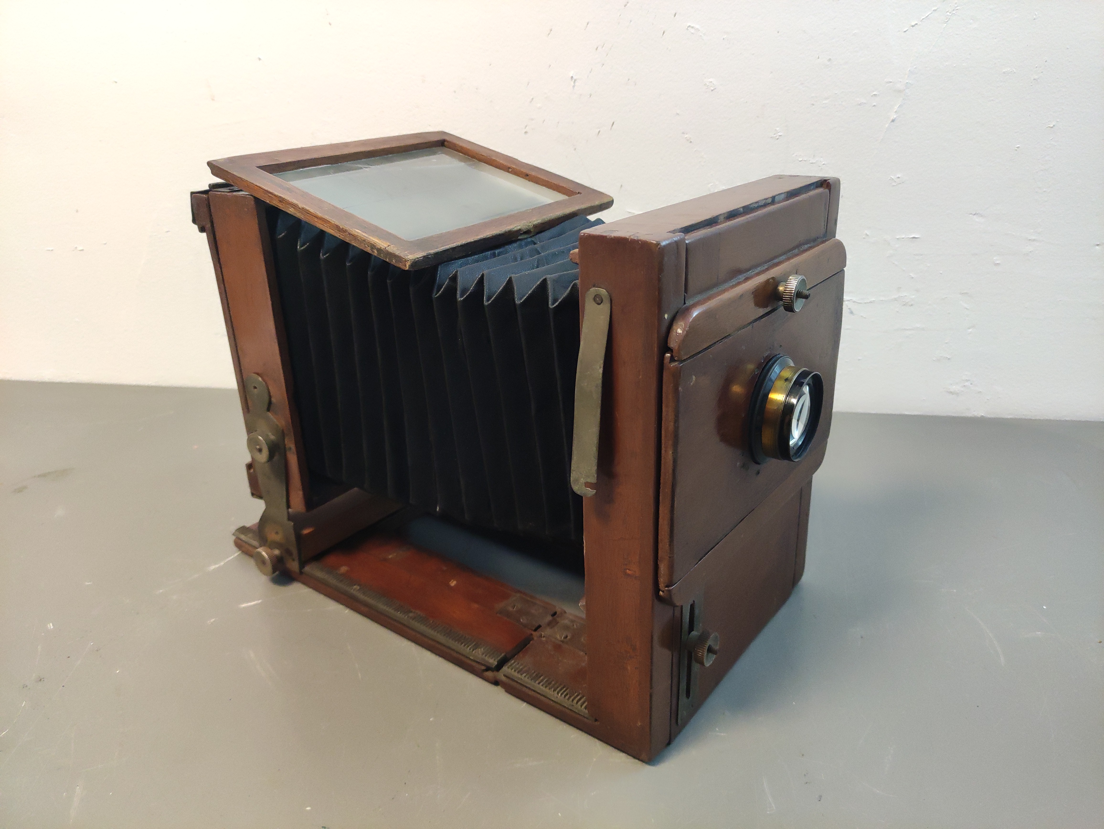 camara foto fuelle portatil madera 29x22x39 1u